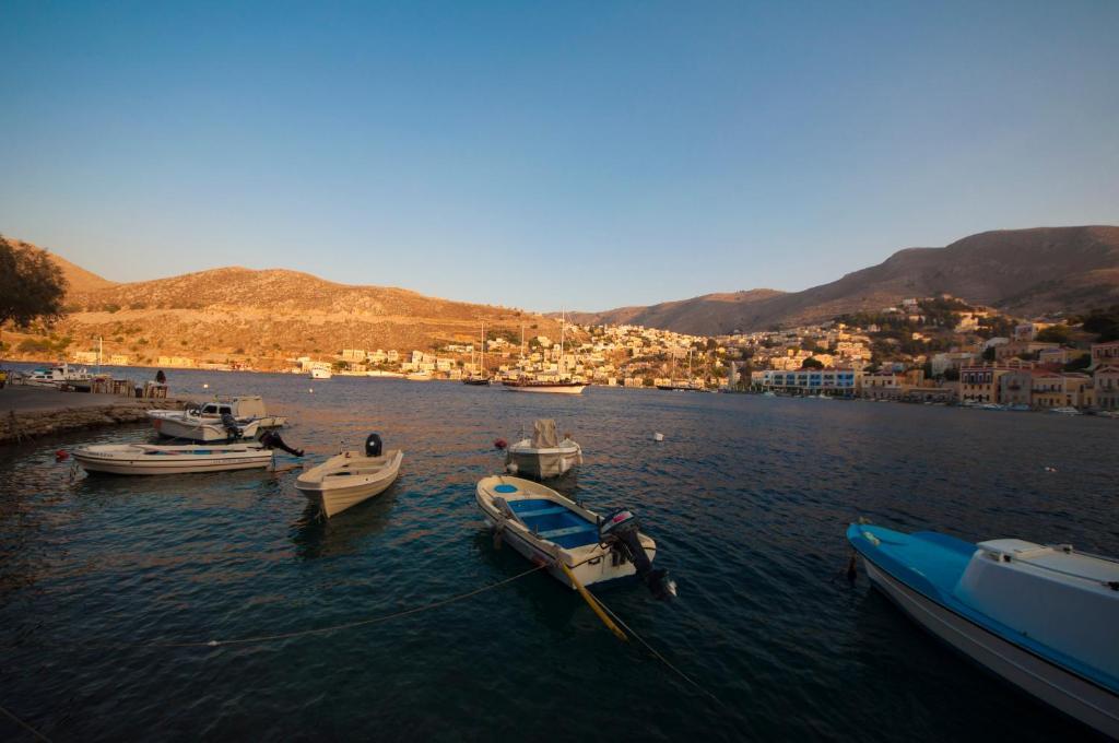 Apartamento Odyssia Symi Exterior foto