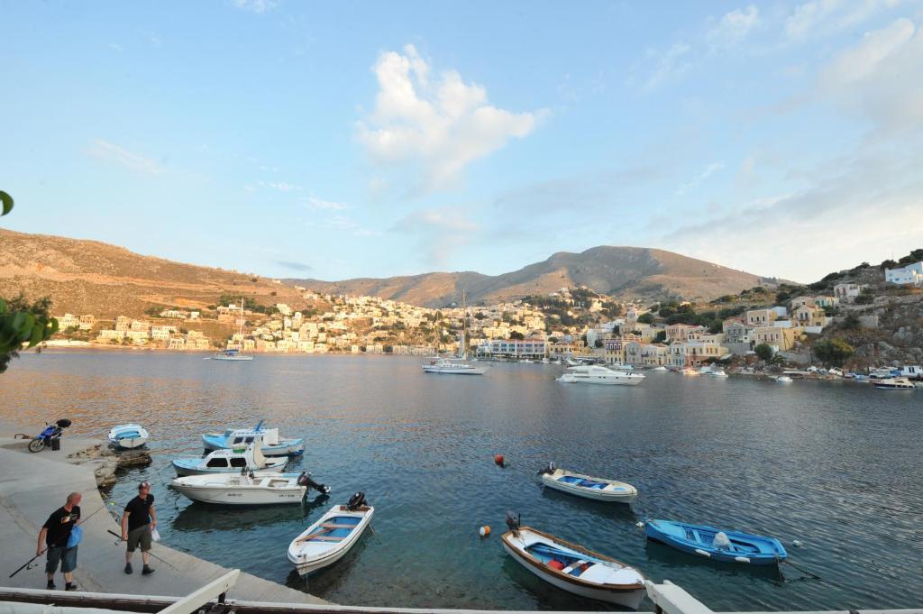 Apartamento Odyssia Symi Exterior foto
